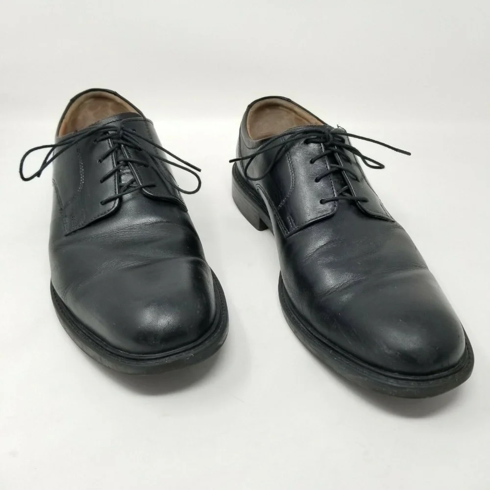 Johnston Murphy Medium Plain Toe Black Shoe